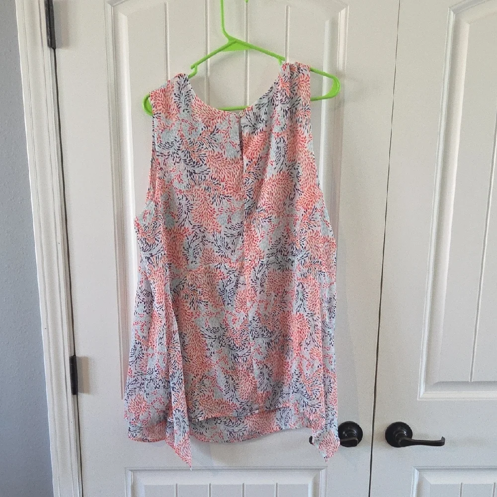 Fever Multicolor Leaf Pattern Top - Picture 5 of 5
